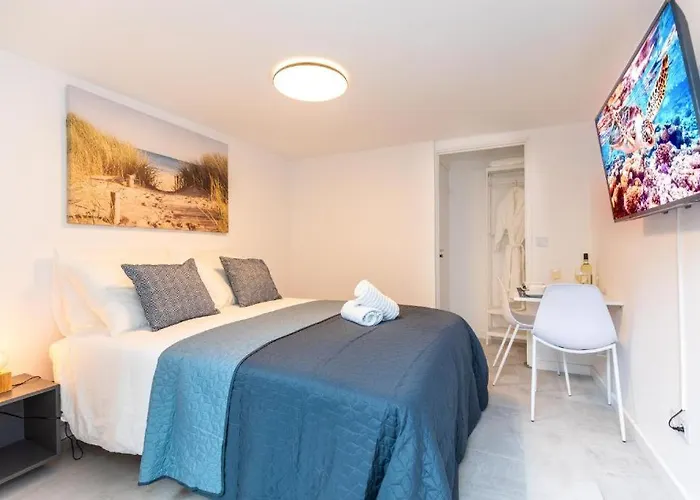 2 Rooms Sea Breeze Loft Apartment II Terrace Family Scheveningen The Hague
